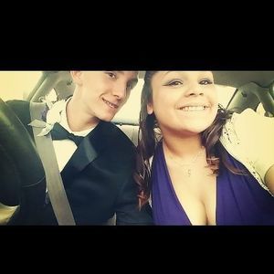 Meet your Posher, Hailey